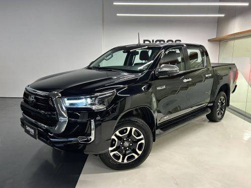 TOYOTA HILUX 2.8 D-4D TURBO DIESEL CD SRX 4X4 AUTOMÁTICO TOYOTA HILUX 2.8 D-4D TURBO DIESEL CD SRX 4X4 AUTOMÁTICO